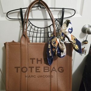 NWOT Marc Jacobs Argan Oil Tote LARGE with Patterned Scarf